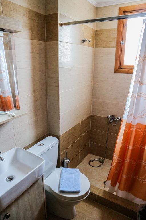 Hotel Elatofilito Athamanio Eksteriør billede