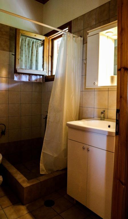 Hotel Elatofilito Athamanio Eksteriør billede